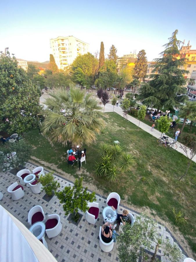 Garden Boutique Hotel Elbasan Extérieur photo