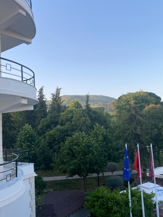 Garden Boutique Hotel Elbasan Extérieur photo