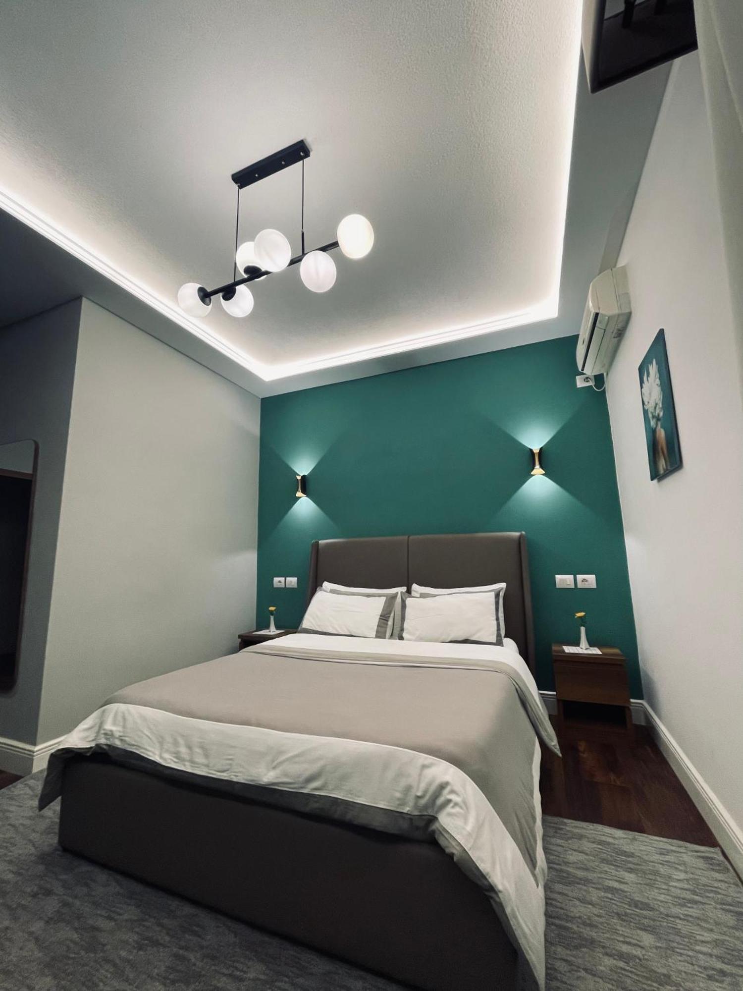 Garden Boutique Hotel Elbasan Extérieur photo