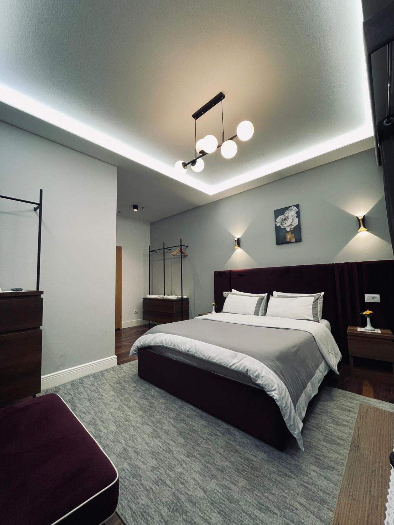 Garden Boutique Hotel Elbasan Extérieur photo