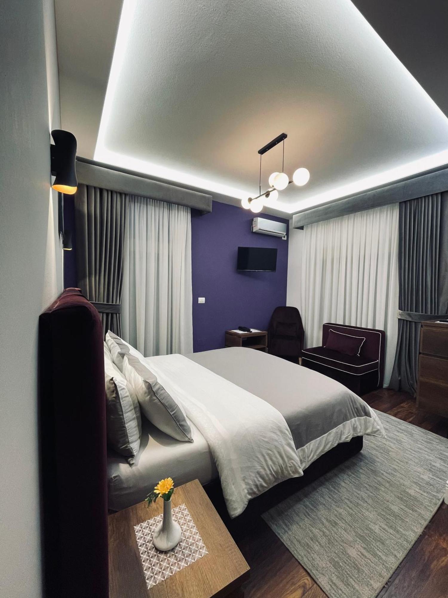 Garden Boutique Hotel Elbasan Extérieur photo